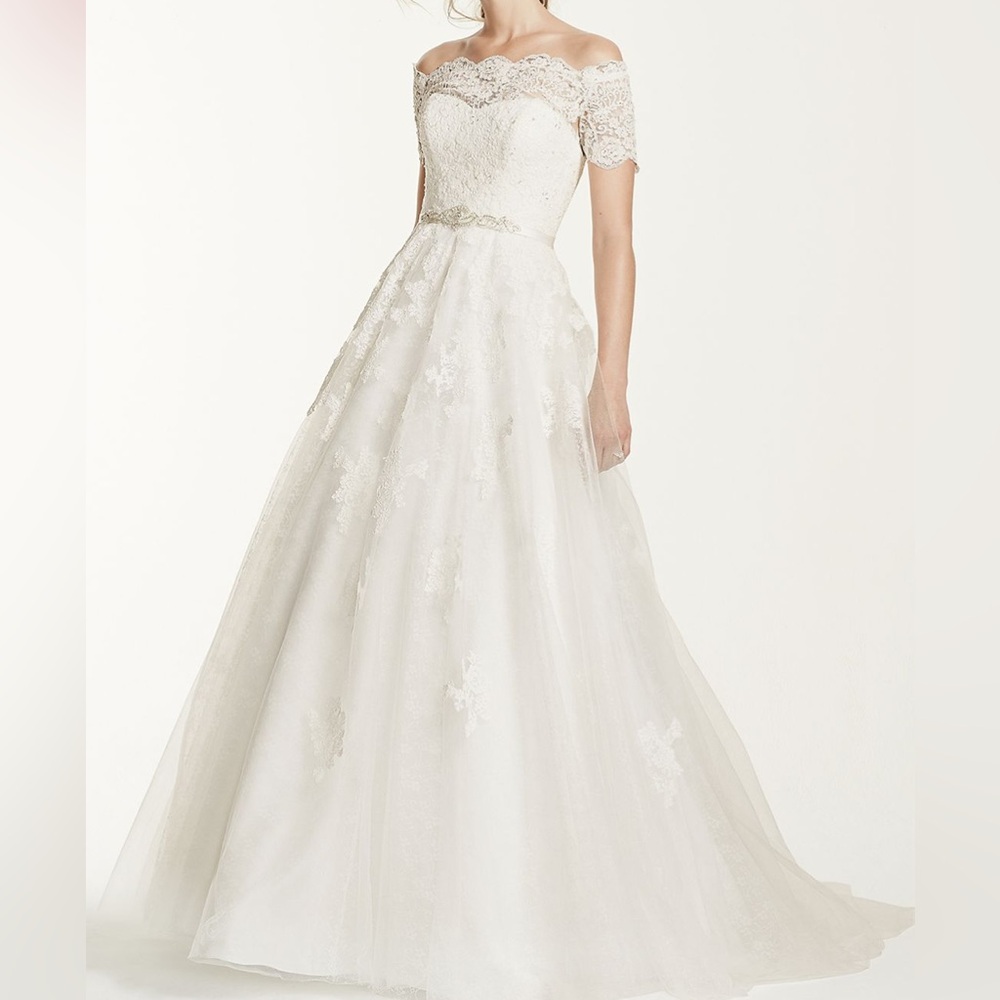 David’s Bridal Jewel – Style WG3728 Off-Shoulder Lace Wedding Dress